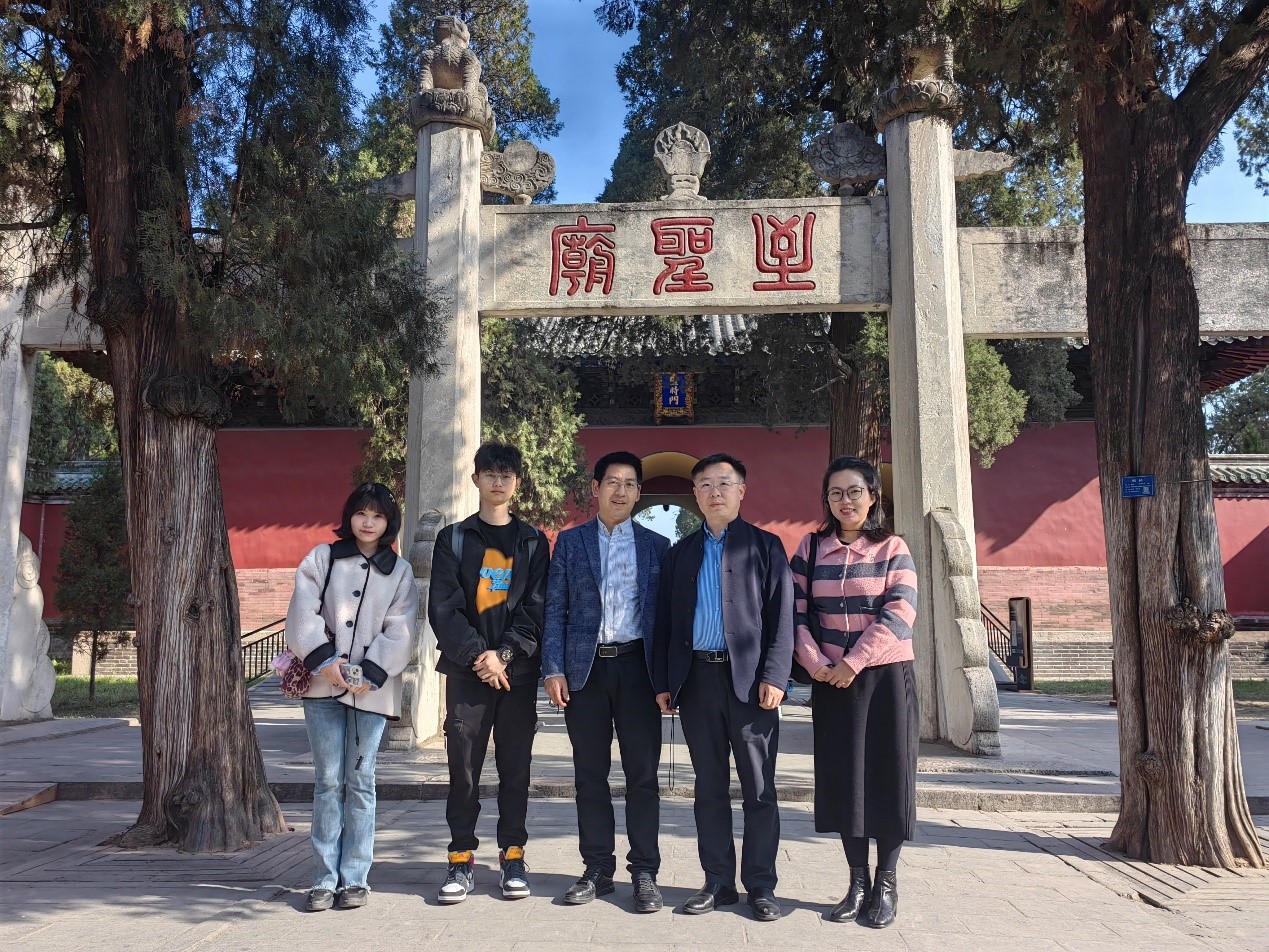 【会议回顾】熟女a片
师生参加第四届“礼制与礼学工作坊”学术论坛