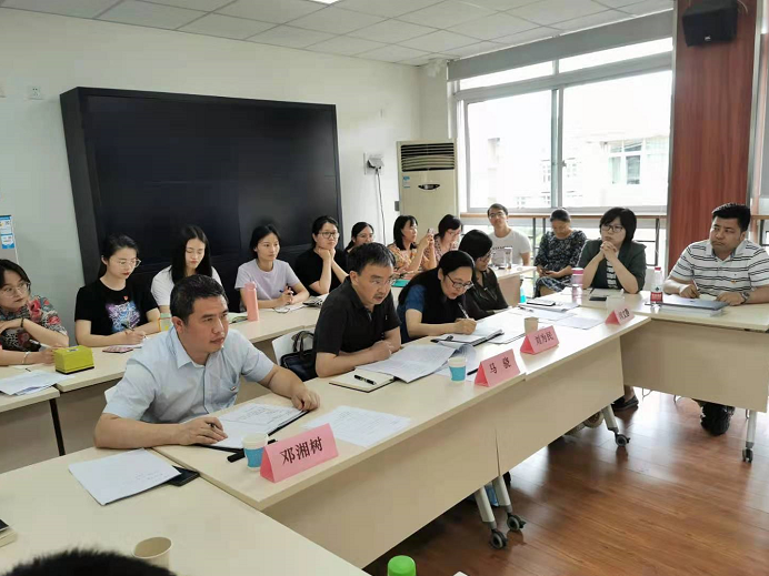党委副书记马骁到熟女a片
调研指导